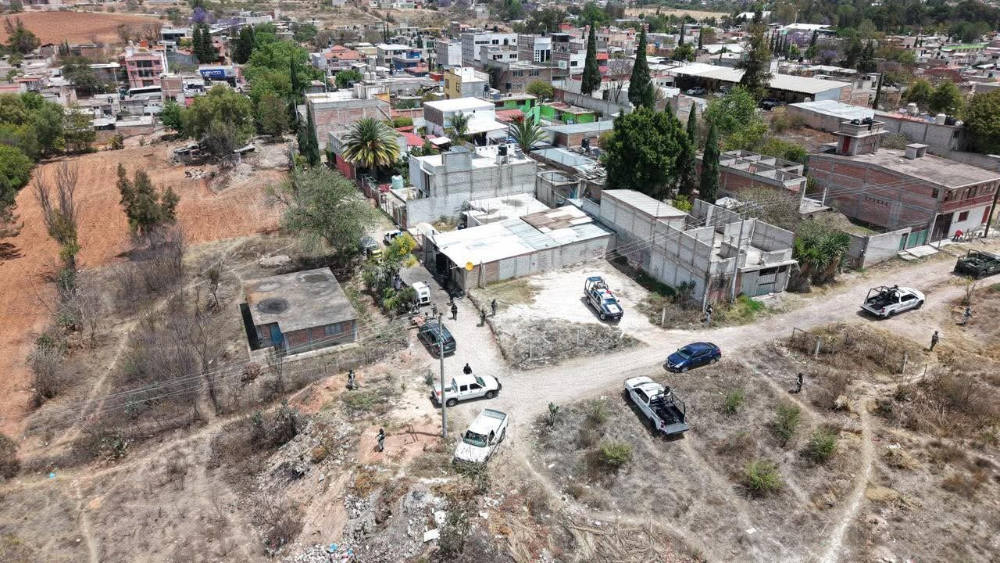 Fuerzas de seguridad ejecutaron un cateo en un inmueble de Asunción Nochixtlán, el cual estaba identificado como un "punto rojo" de distribución de estupefacientes